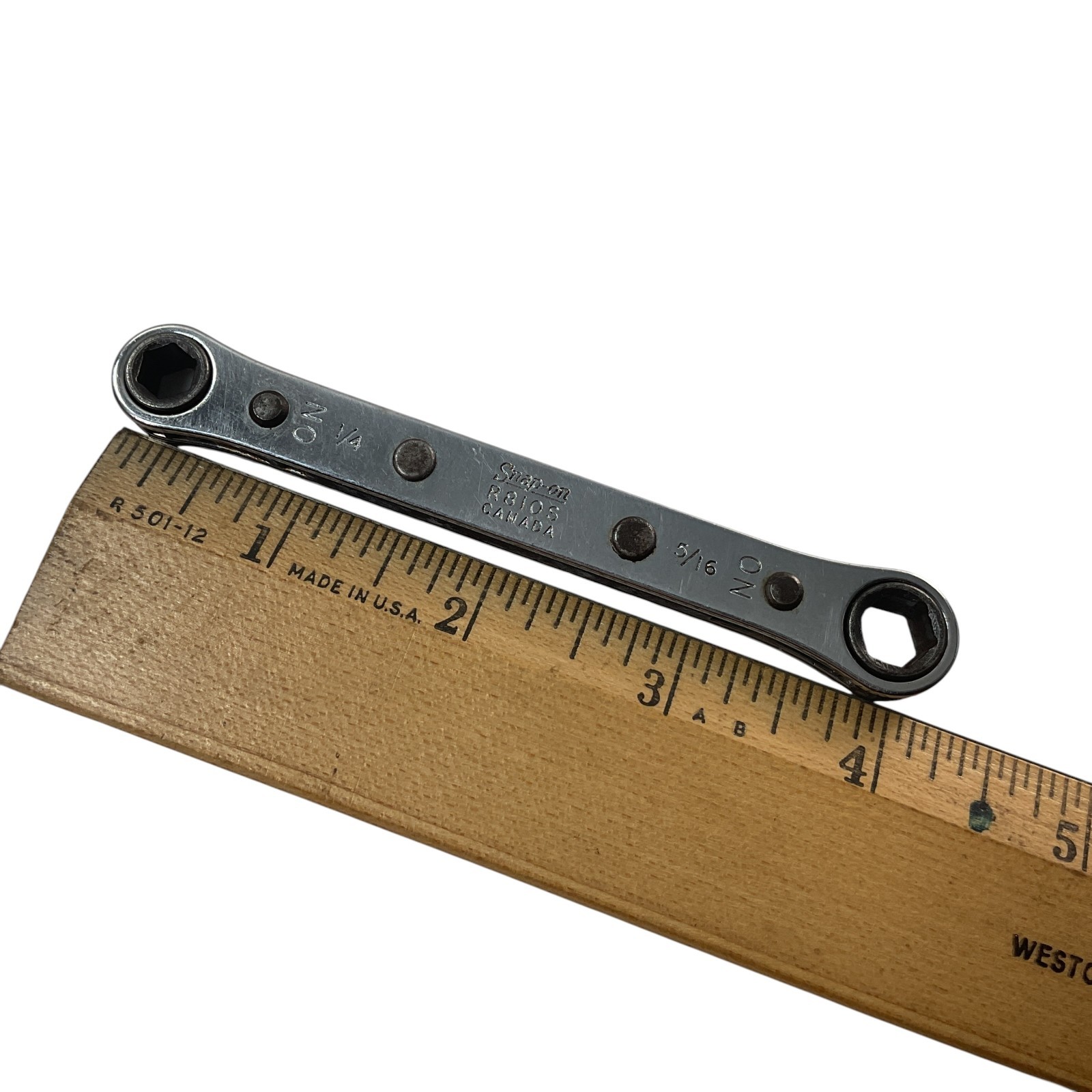 Snap-on Ratcheting Box Wrench 1/4″ 5/16″ 6 Point R810S Sold As Pictured Mechanic