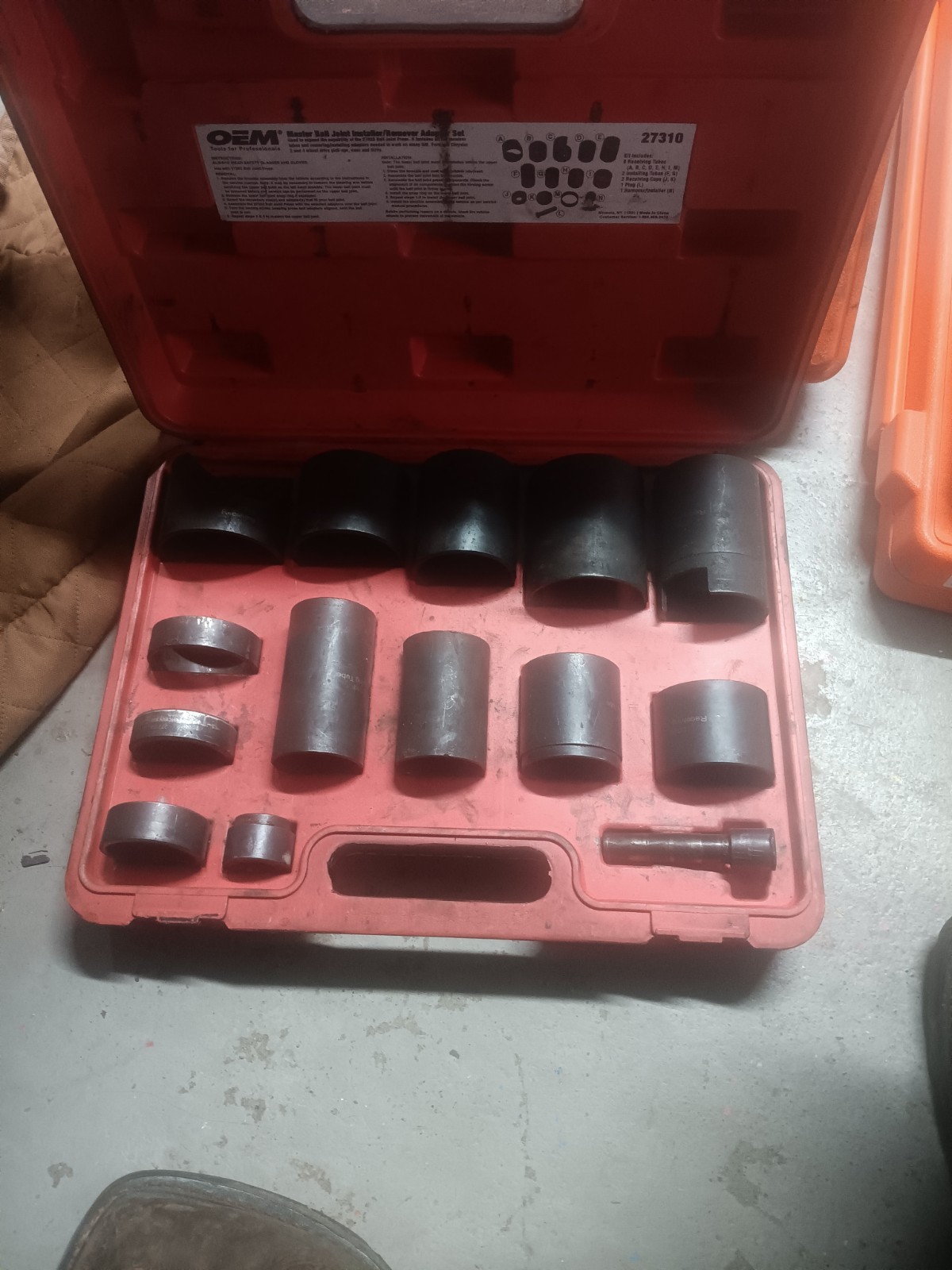 OEM TOOLS 27310 Master Ball Joint Installer / Remover Adapter Tool Set, 14 Piece