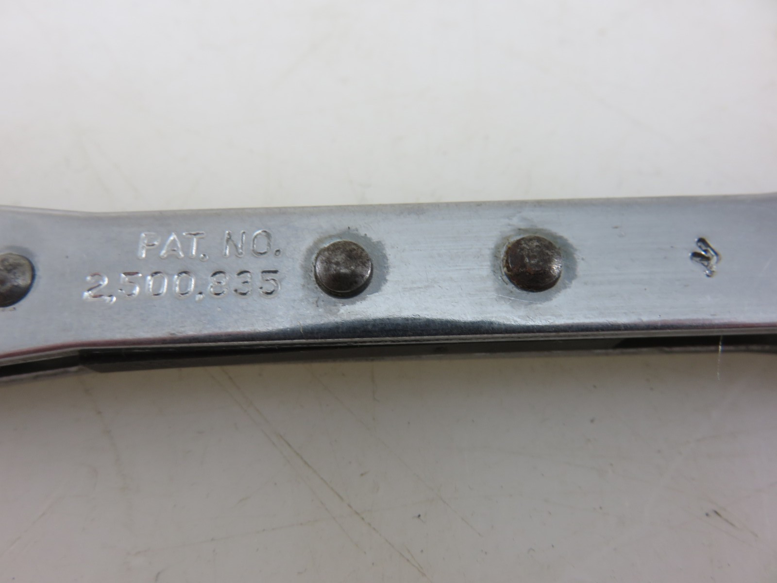 Mac Tools RW0810 SAE Ratcheting Double Box End Wrench 1/4″ x 5/16″ 6pt