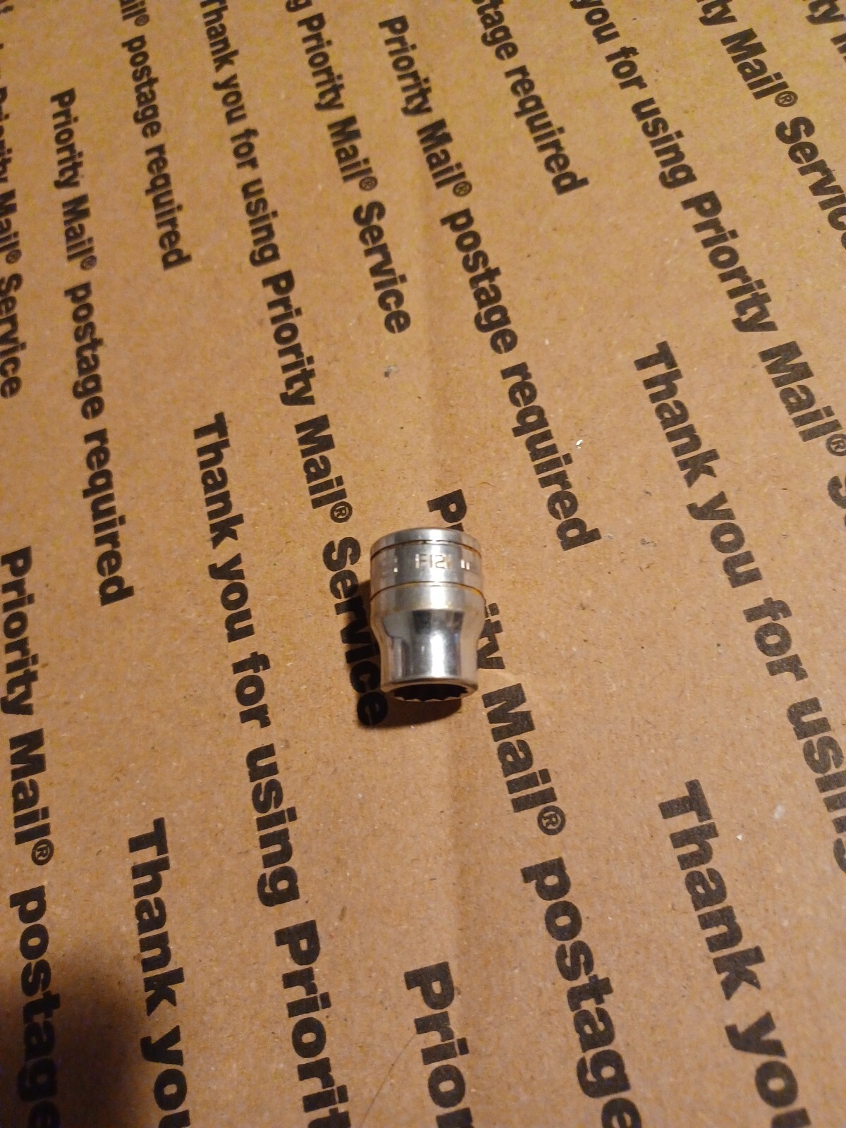 SNAP-ON 3/8″ DRIVE 12-POINT SAE 3/8″ FLANK DRIVE SHALLOW SOCKET, F121 made in US