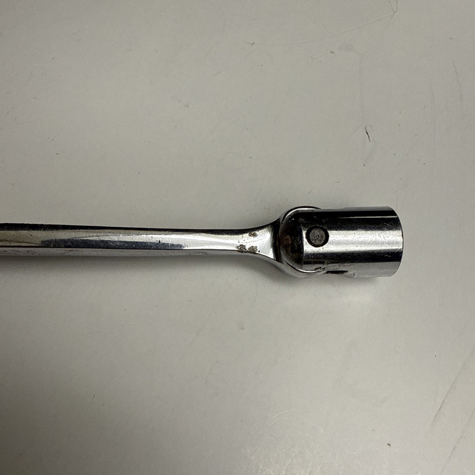 Snap-On FH1618C 12 Pt 1/2» x 9/16» Double Flex Head Socket Wrench 8-1/2» Long