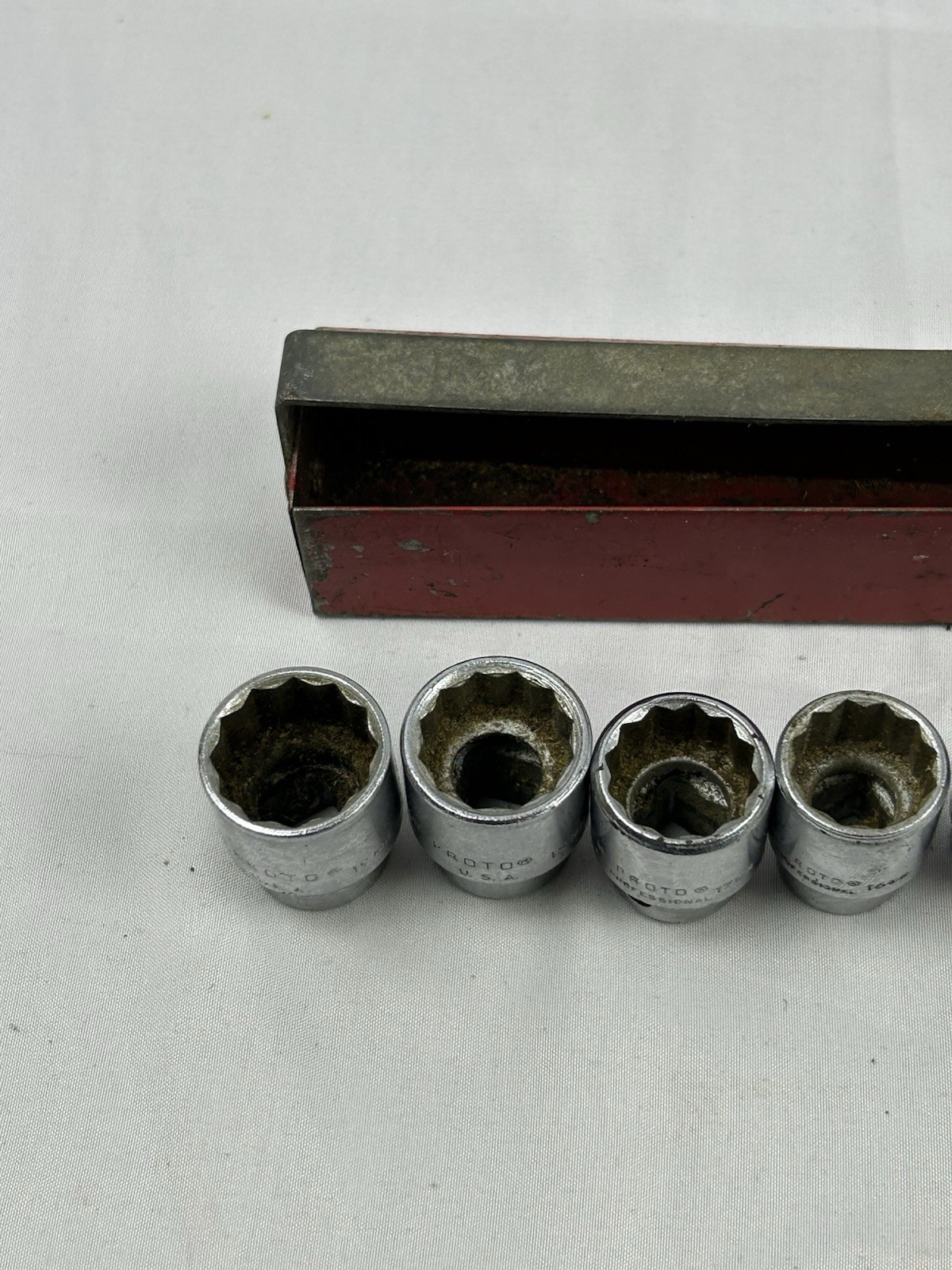 PROTO TOOLS 3/8″ DRIVE 6mm TO 19MM 12 POINT SOCKET SET WITH TRAY 12 Piece