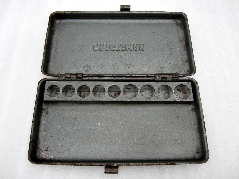 Vintage 1950’s Craftsman 1/4″ Drive Socket Set Metal Case USA