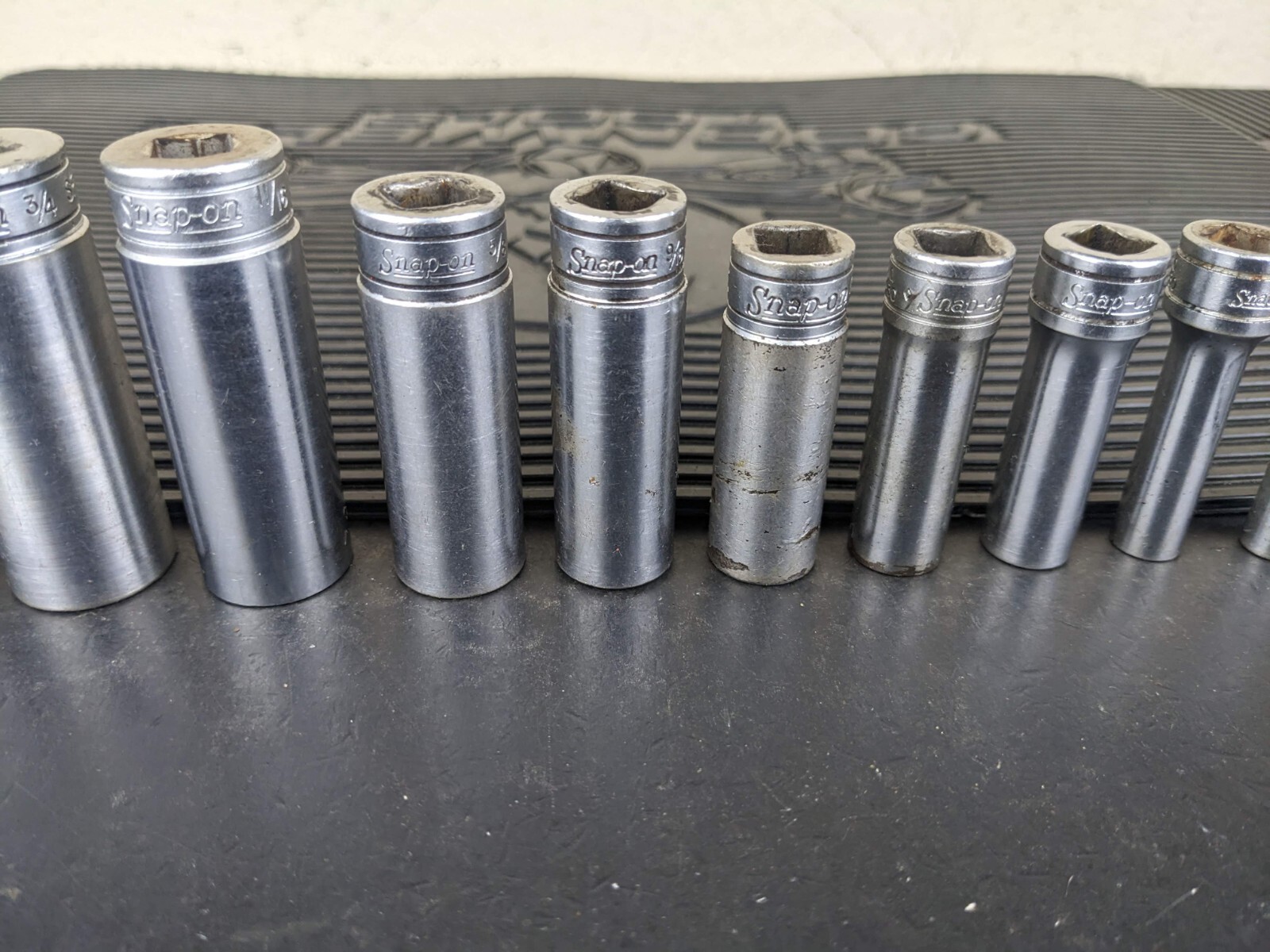 #bg227 Snap on Tools 211SFSY 3/8″ Drive Deep Chrome Socket Set Socket Set