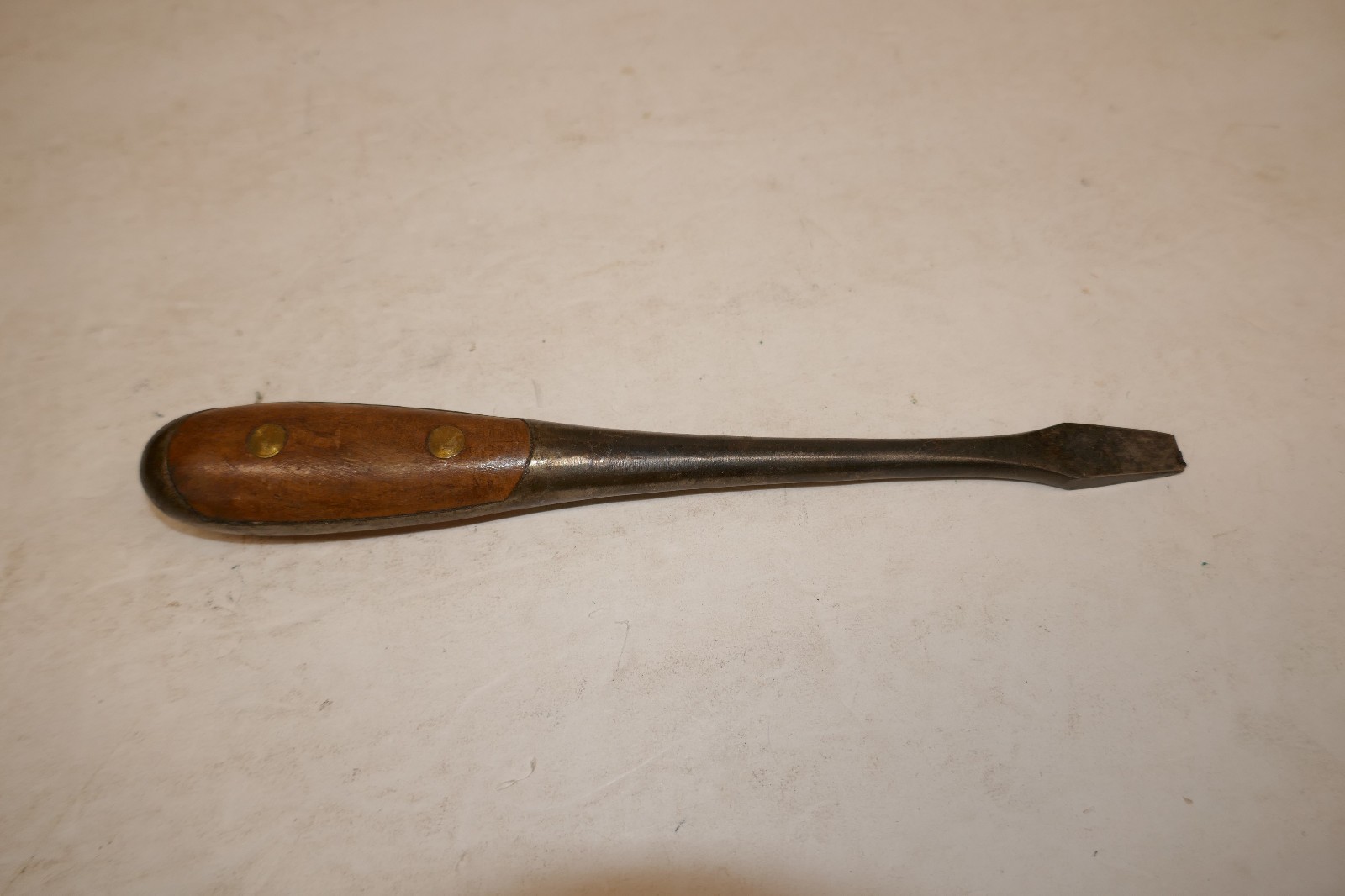 Vintage Perfect Screwdriver Flat Slotted Wood Handle 8″