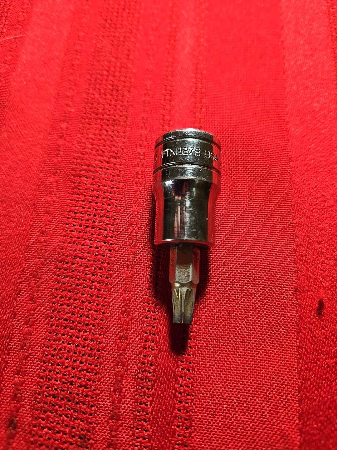 Snap-on Tools 3/8″ Drive T27 Gold Torx Bit Chrome Socket FTXB27E