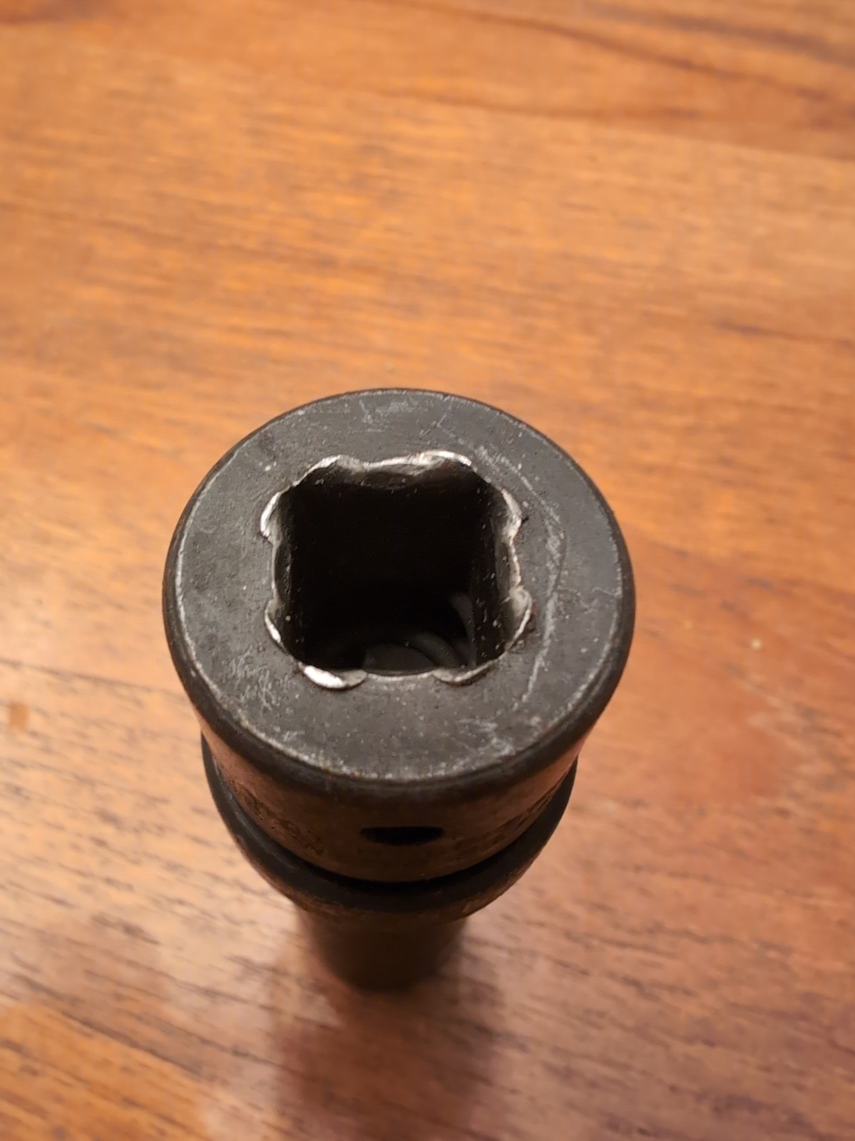 Snap On Tools USA SIP24 1/2″ Drive 6 Pt 3/4″ Deep Swivel Impact Socket