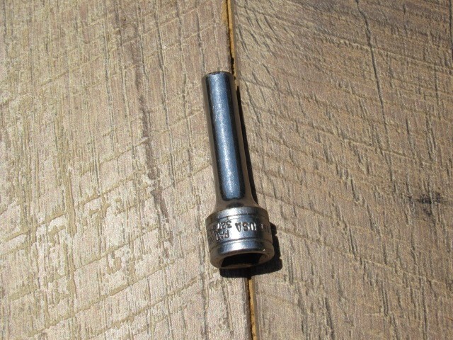 SNAP ON 1/4″ SFS081 3/8″ DRIVE 6 POINT DEEP SAE SOCKET SFS 081 UNDERLINE LOGO
