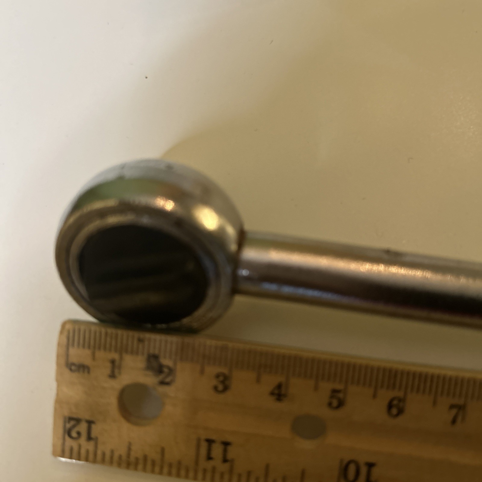 Vintage Hand Tool Drive Ratchet Knurled Handle