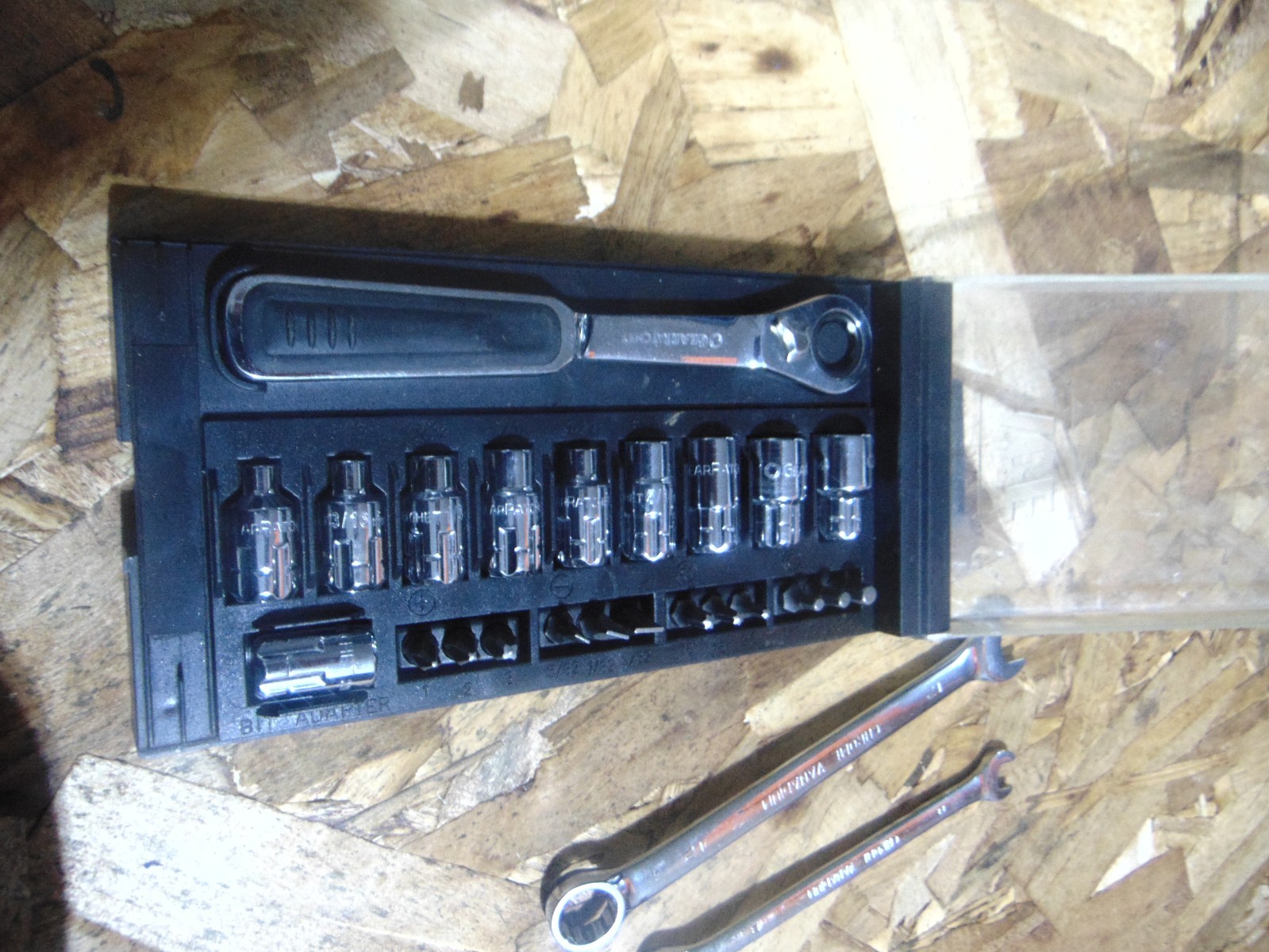 23 Piece Ace Hardware Gearratchet Standard SAE Splined Socket Ratchet Set