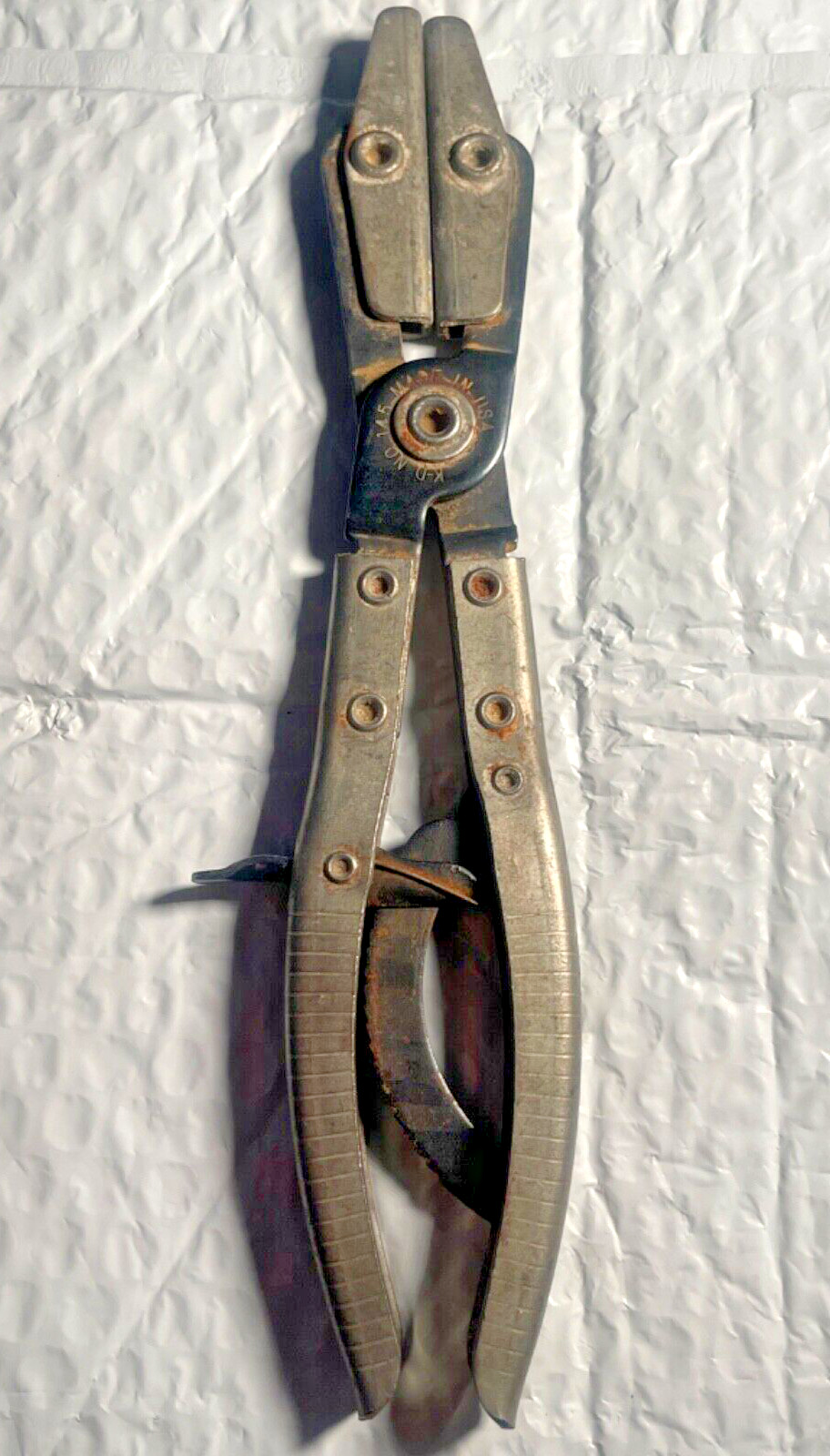 K-D TOOLS USA 145, AUTOMOTIVE HOSE PINCH CLAMP PLIERS *RATCHETING * *LOCKING*