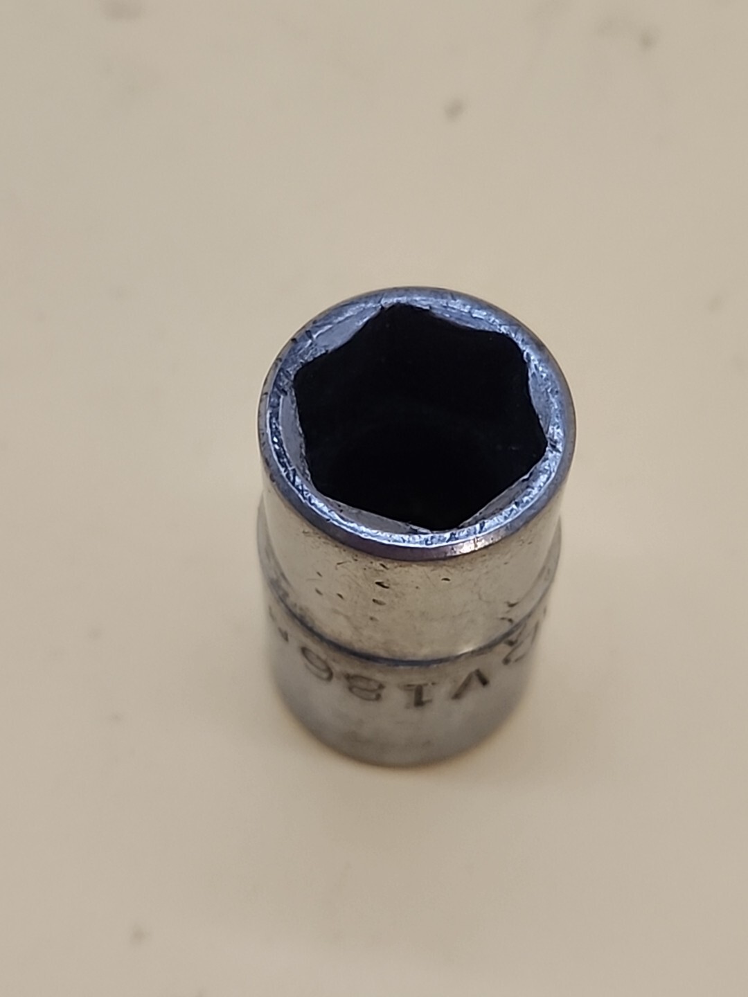 Mac Tools 1/2″ Drive 6-Point 9/16″ Shallow Socket V186 USA