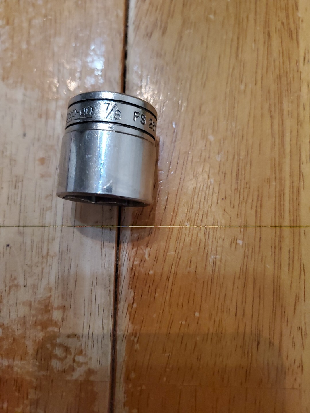 Snap On 3/8 Drive 7/8″ 12PT Shallow Chrome Socket FS281