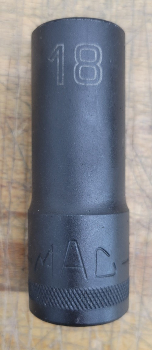 Mac-Tools SVDPM166BRPT 16 Pc 1/2″ Dr 6pt Metric Deep Impact Socket Set – USED