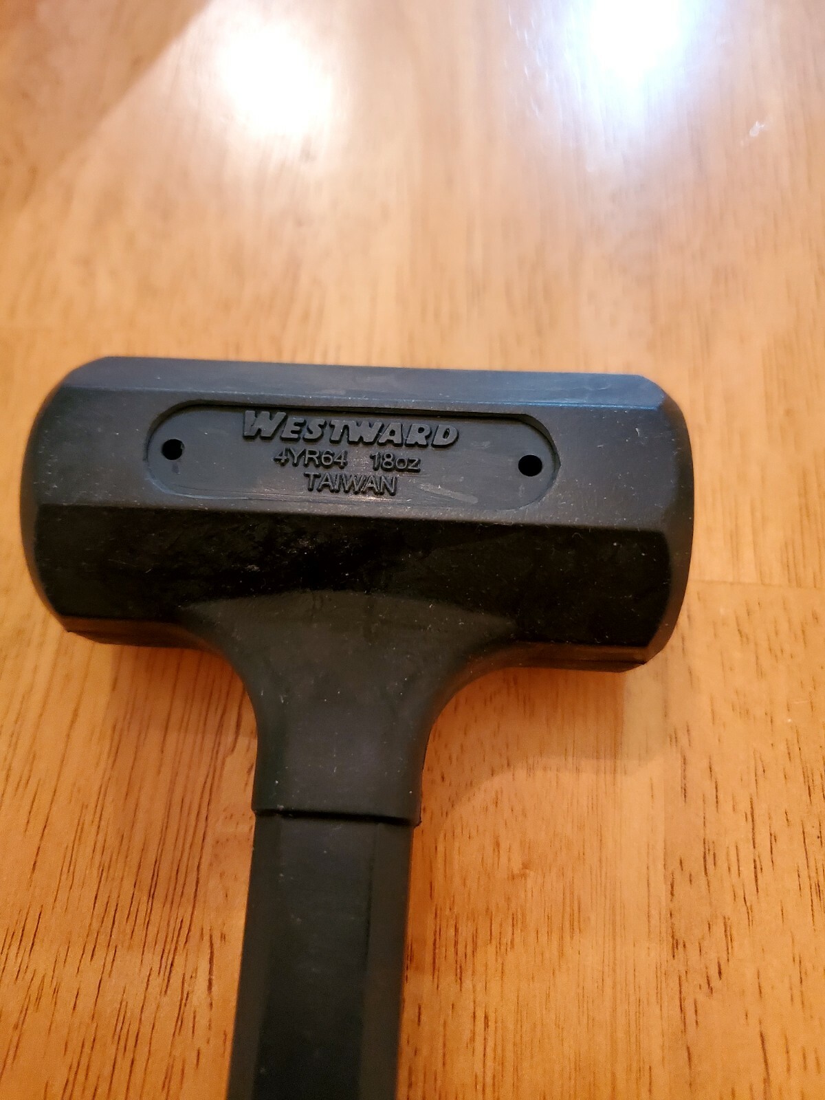 Westward 18OZ Dead Blow Hammer 11″ 4YR64