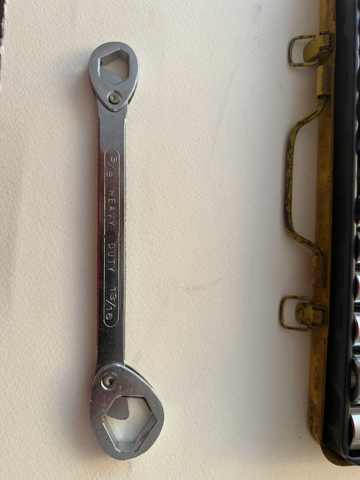 VINTAGE ROYAL TOOLS 40 PC RATCHET & SOCKET SET SAE – METRIC NO 275 TAIWAN 80’s