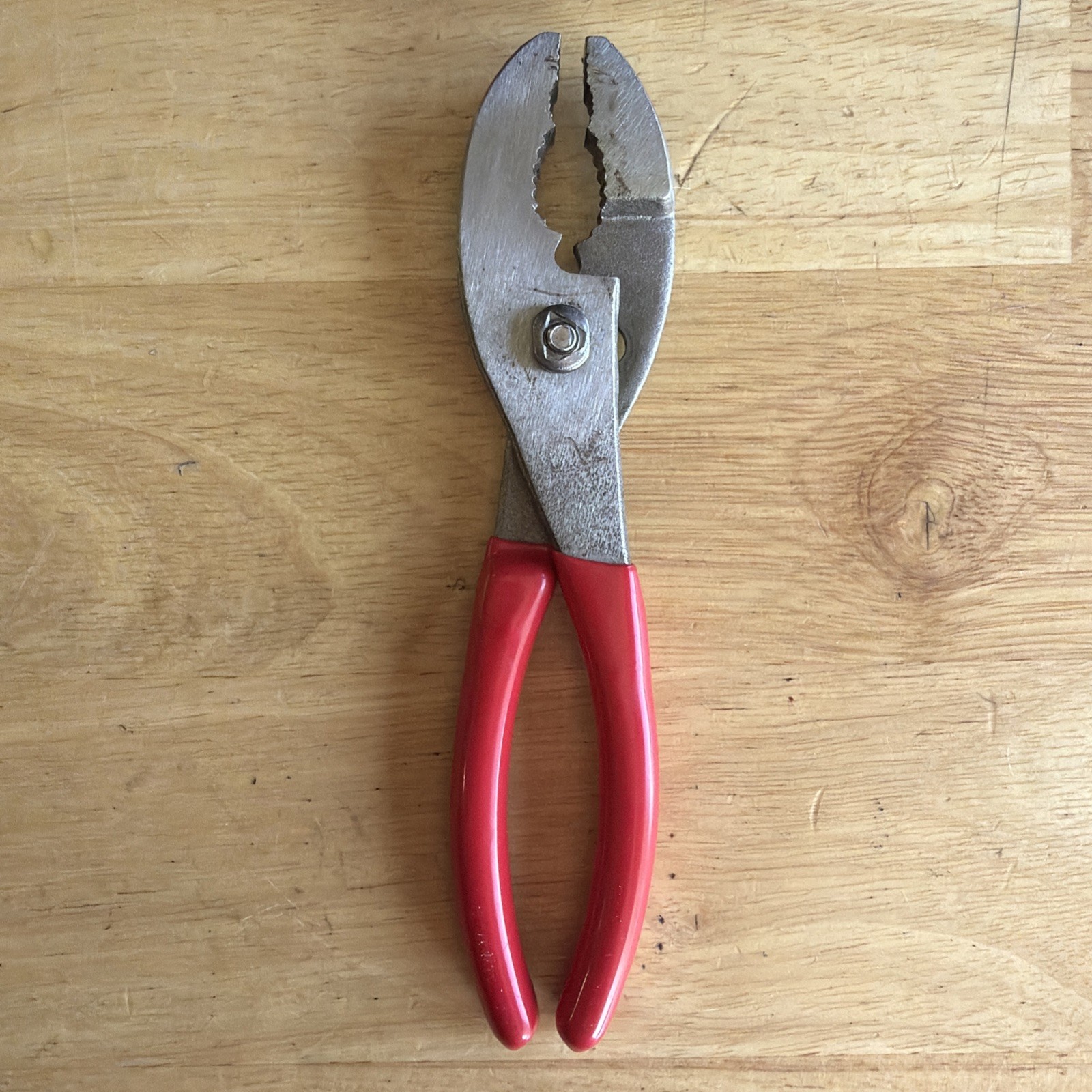 Mac Tools 6.5″ Adjustable Slip Joint Pliers Red Handle P301948 READ!