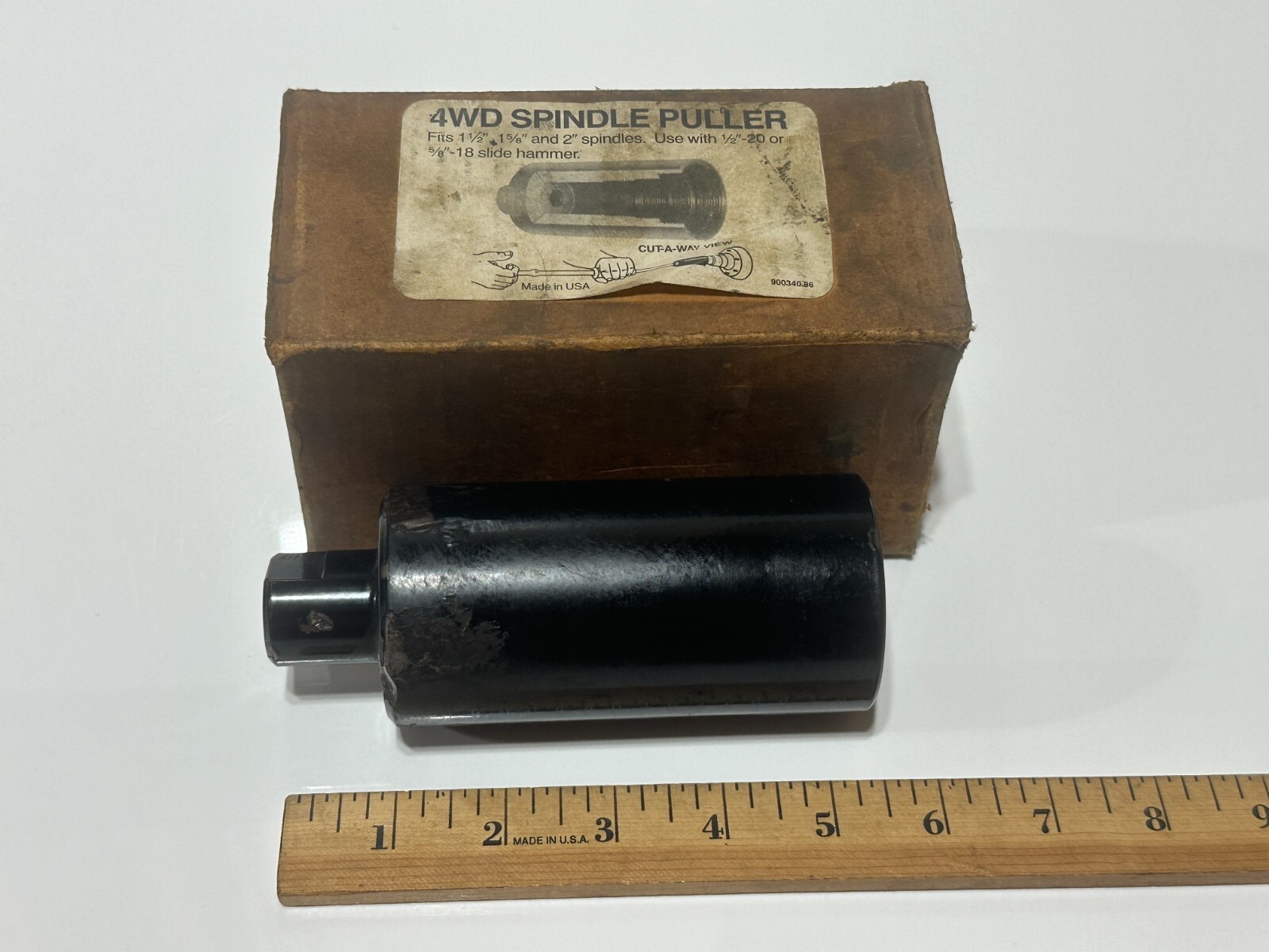 Lisle Tools USA 22200 4WD Spindle Puller w/ Original Box