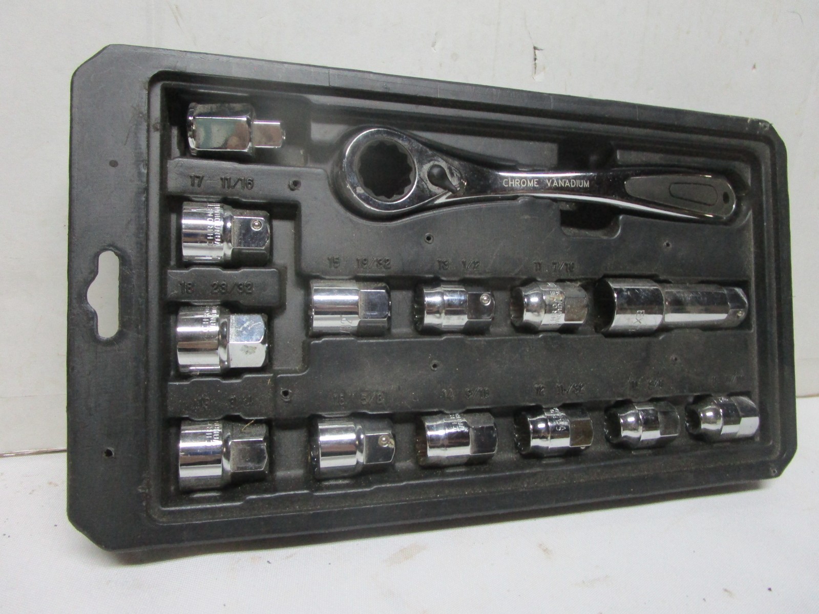 NIP Kobalt 14pc Xtreme Access Socket Set (Pass Thru) SAE and Metric