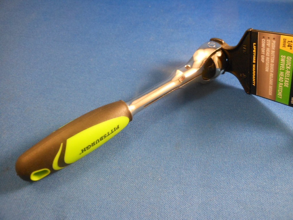 New PITTSBURGH 1/4” Drive Quick Release Swivel Roto Head Ratchet 70151 Green