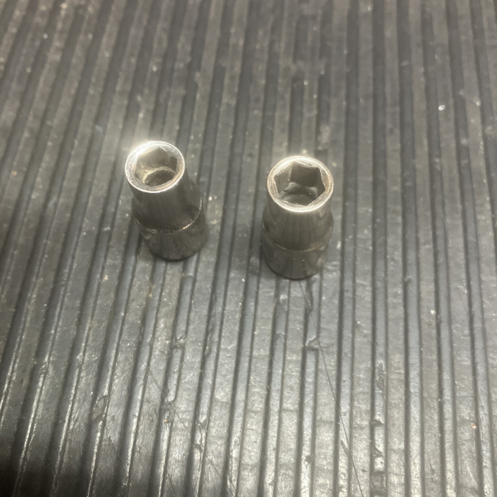 Craftsman 1/4” & 7/32” 1/4” Drive 6 Point Sockets In Good Condition