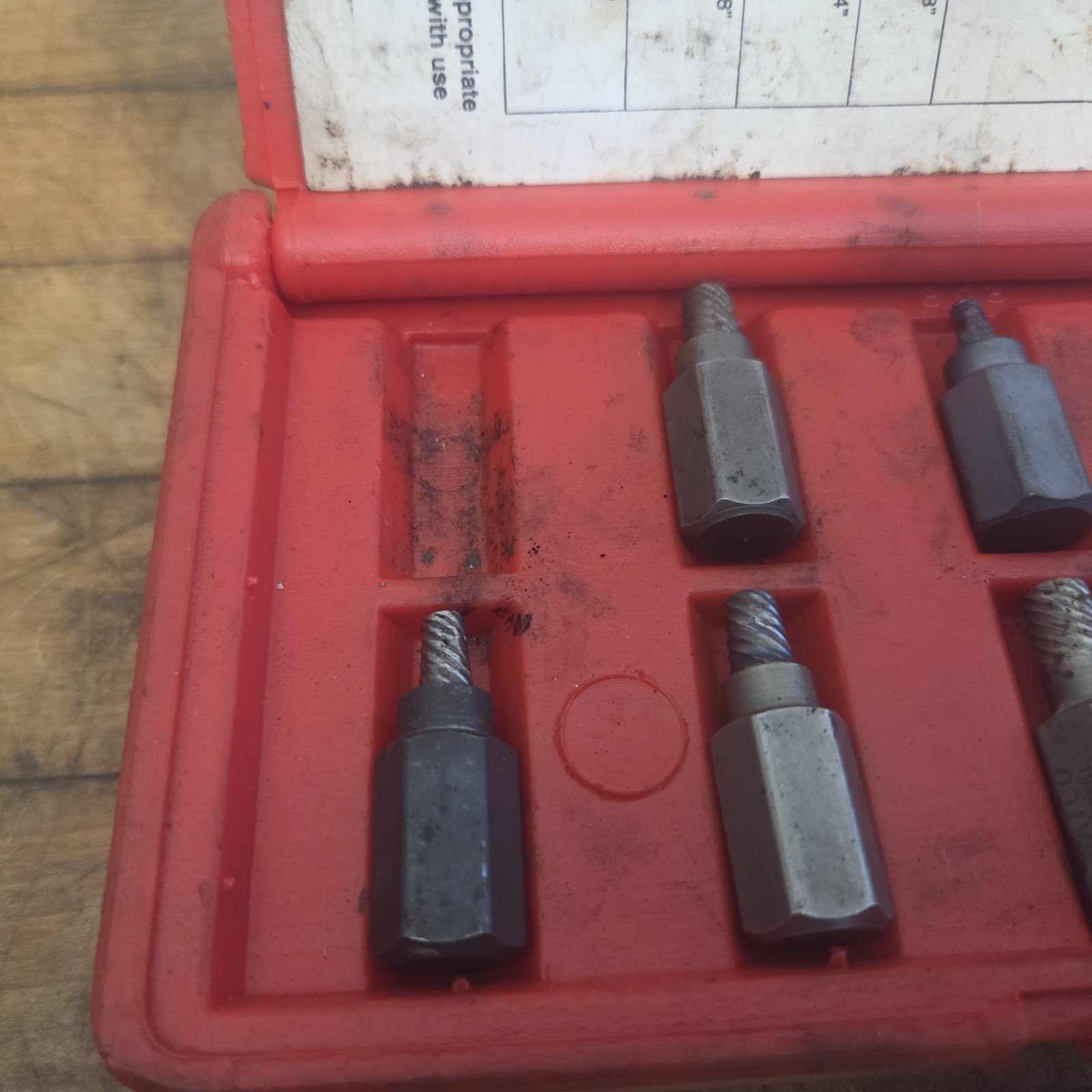 Matco Tools SEXS10 9 piece Hexagonal Head Multi Spline Screw Extractor Set