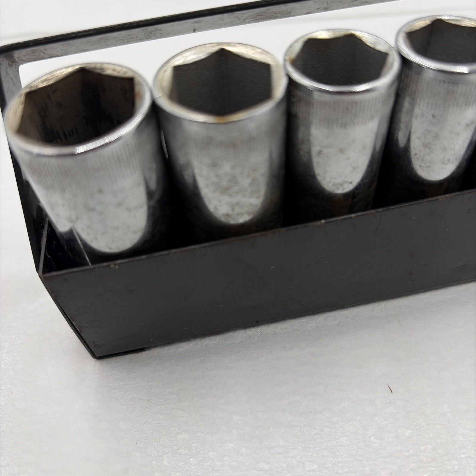 Craftsman 3/8″ Drive (9 Pc) Metric Deep Socket Set 9mm-19mm 6 Pt -V-