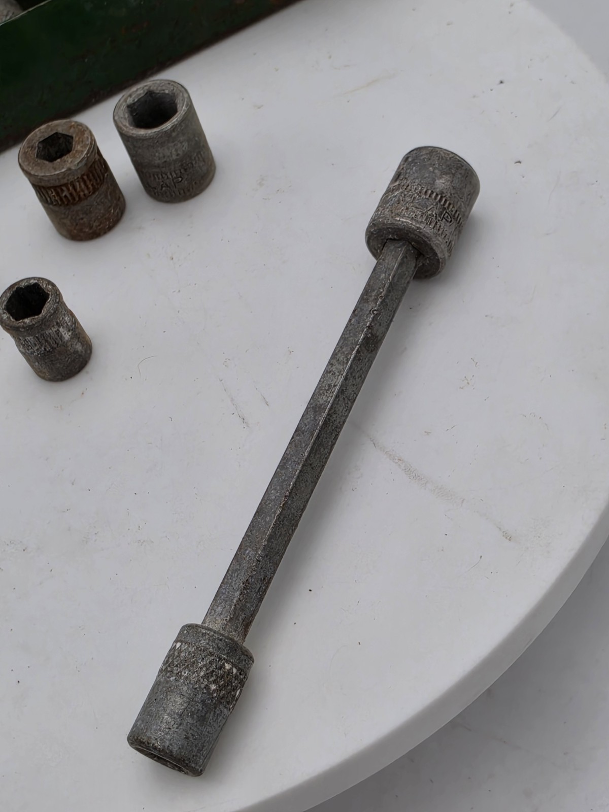 Vintage Mixed Socket Set 20 Pieces Metal Case – USA Made / Japan 40’s – 60’s
