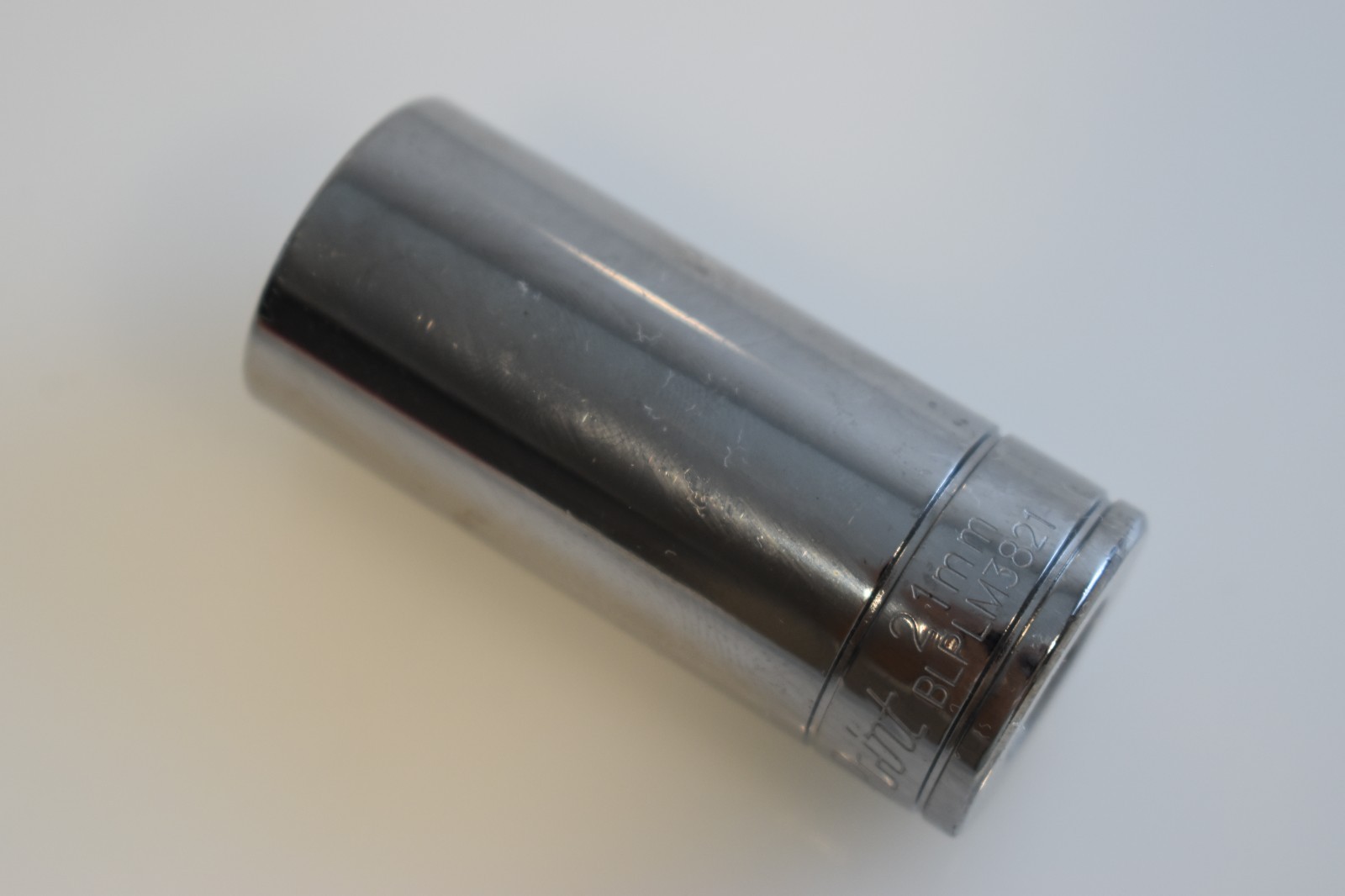 Blue Point Tools BLPLM3821 21mm Metric Deep Socket 3/8″ Drive 12 Point Chrome