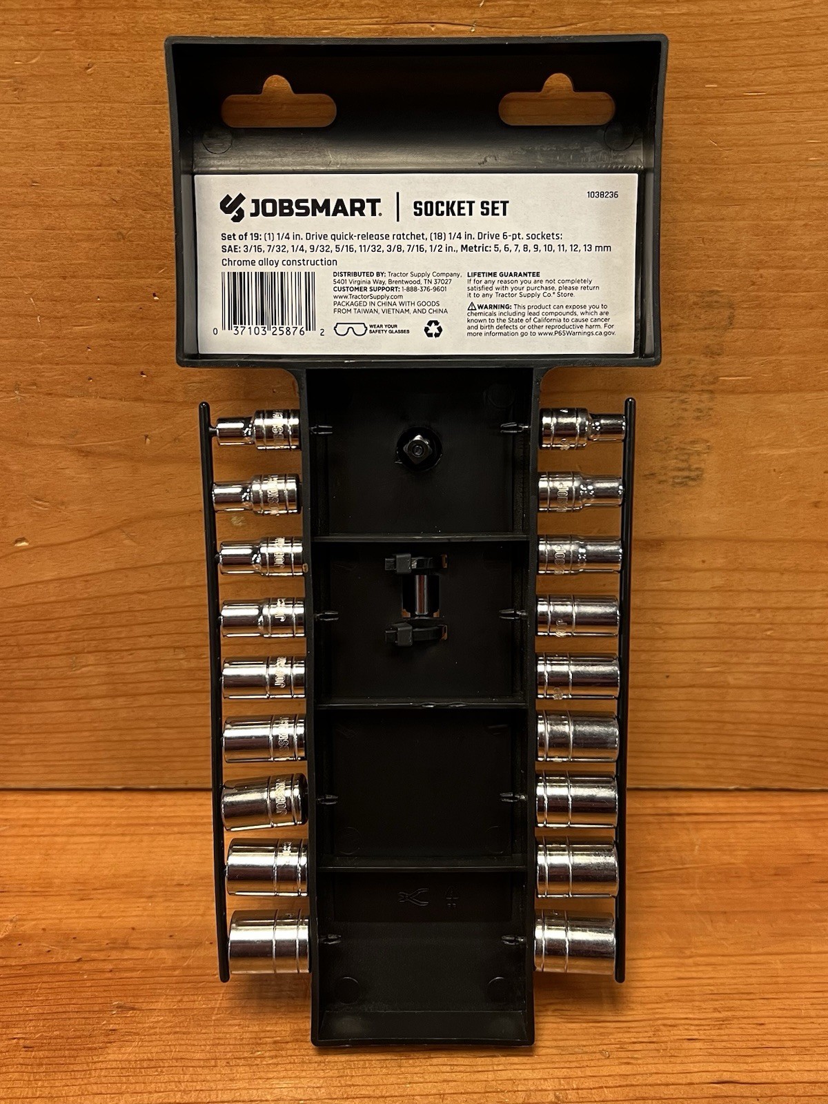 JobSmart 1/4 in. Drive SAE/Metric Socket Set, 19 pc.