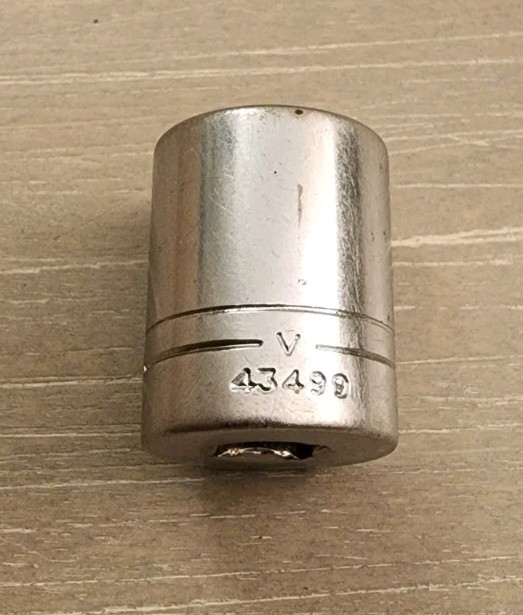 Craftsman USA 1/2″ Socket 6 Point 1/4″ Drive V 43499 (Double Ring)