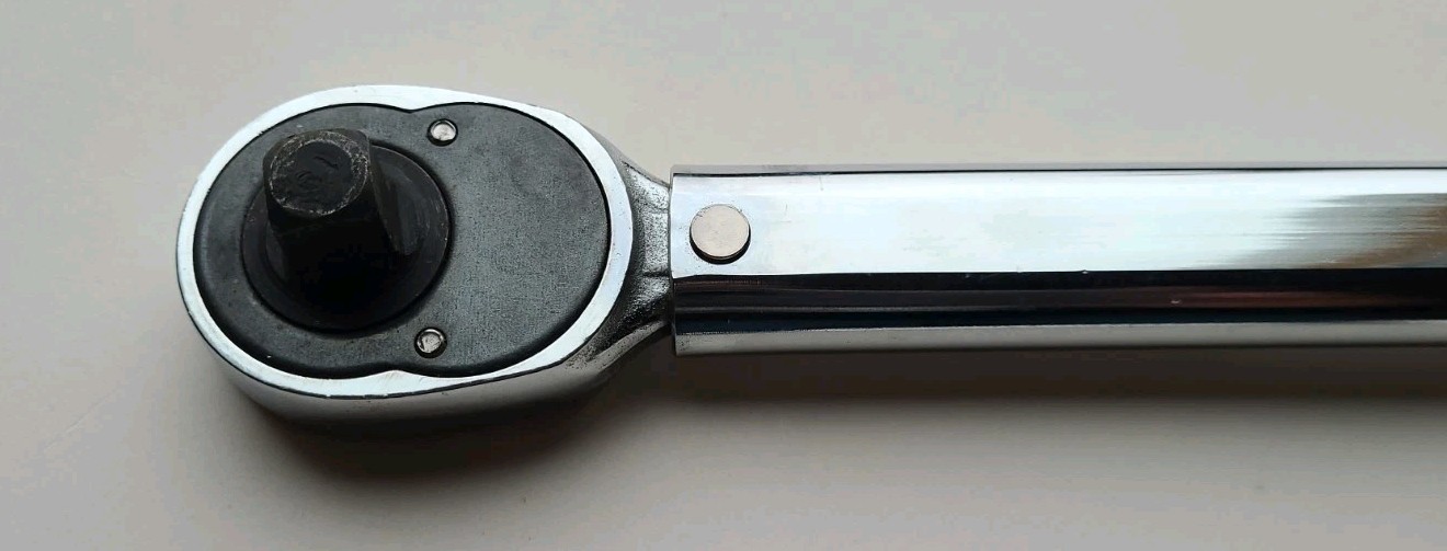 Ram Tools 1/2 Drive Ratcheting Head Micrometer Torque Wrench 10-150 Ft Lbs