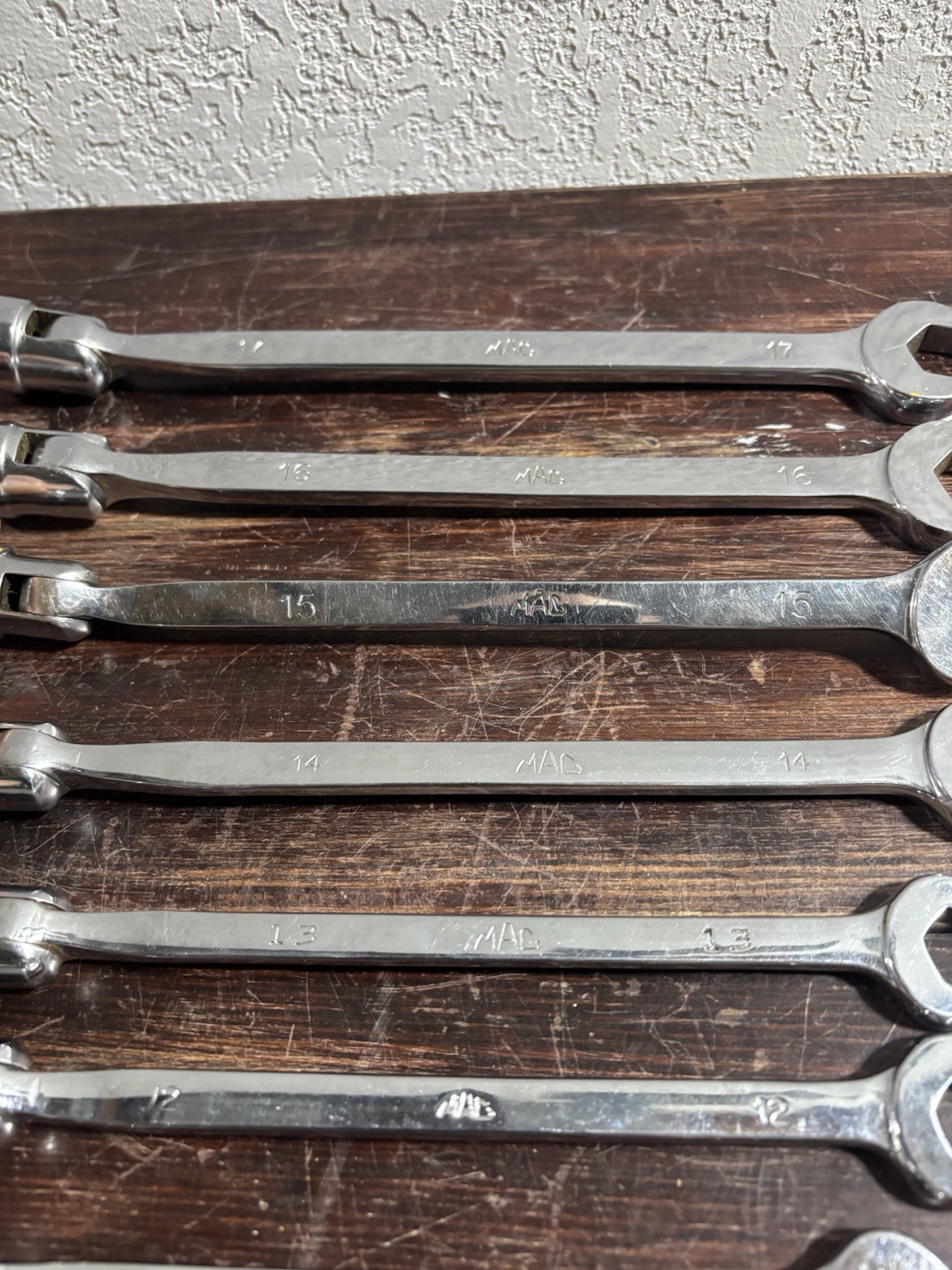 MAC 9pc Metric Combination Flex Head Socket End Wrench Set 9mm- 17mm.