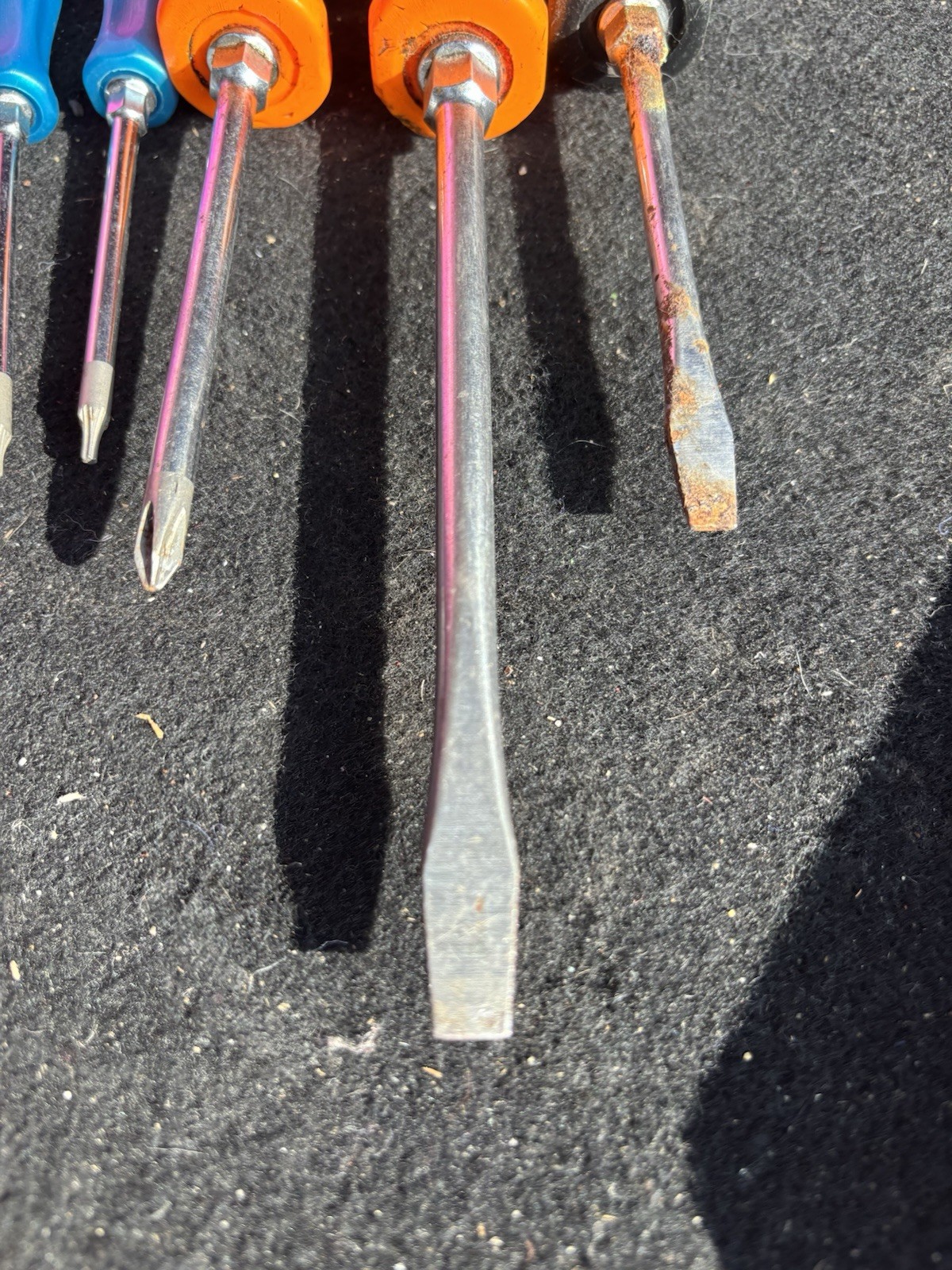 Snap On Tools Screwdrivers A Lot 5 Screwdrivers SDT SSD6 SSD4 Used Condition!
