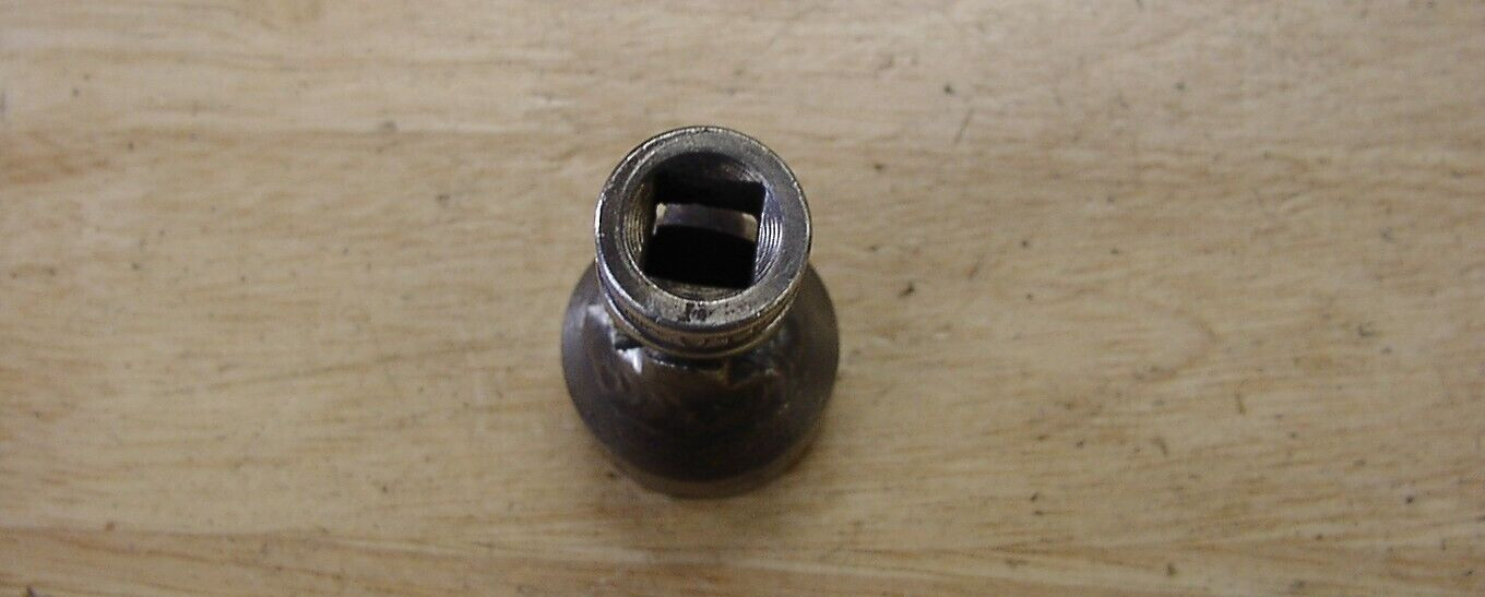 Vntg Armstrong Armalloy F-140 Universal Wobbler Socket,3/8″ Dr. X 1-1/16″,VGC