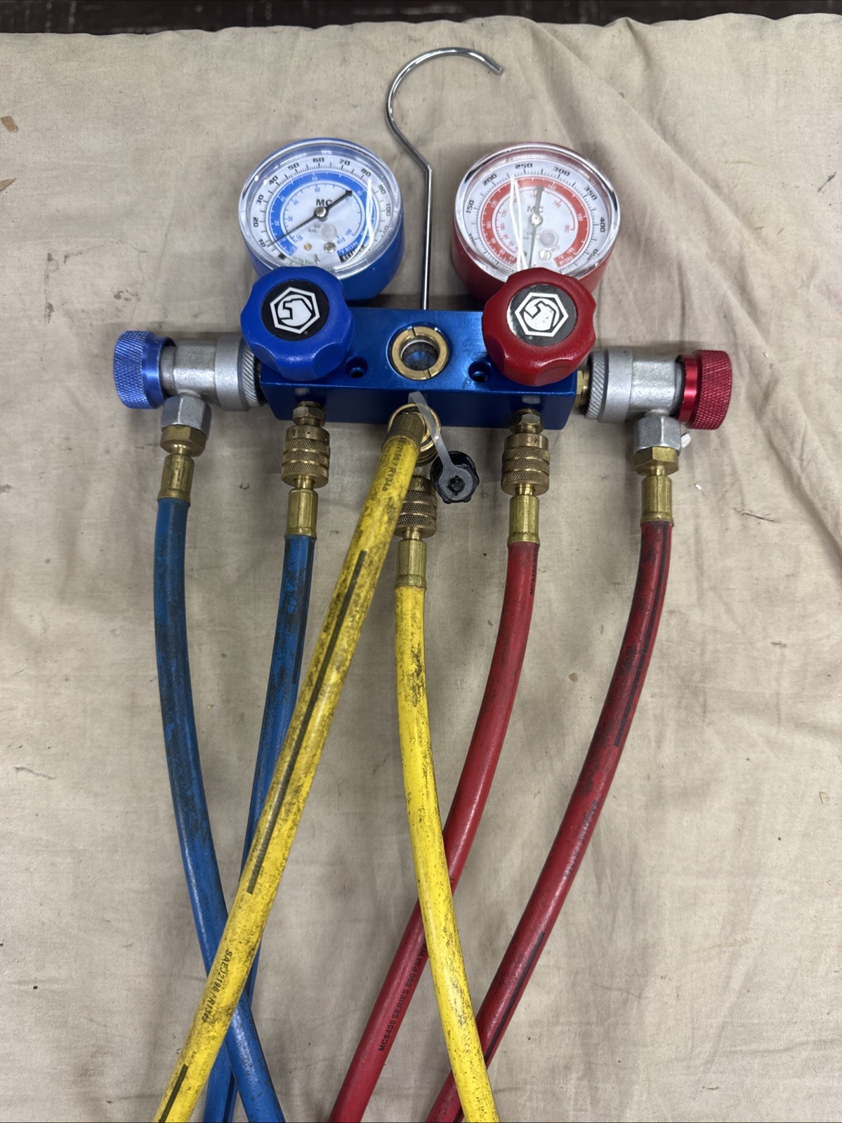 Matco Tools AC89773 Dual Aluminum AC Guage Set For AC charging