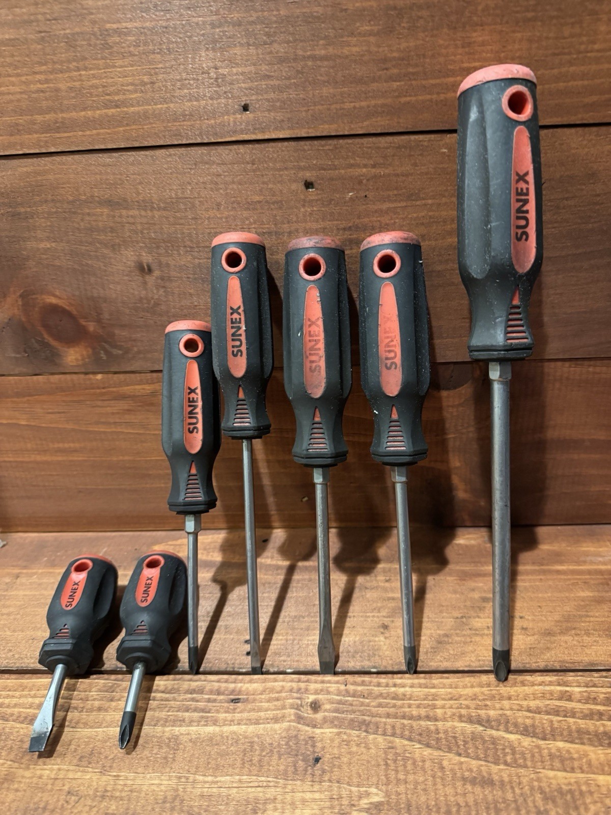 Sunex Tools 7 Pc Flat Head Phillips Head Screwdriver Set Red