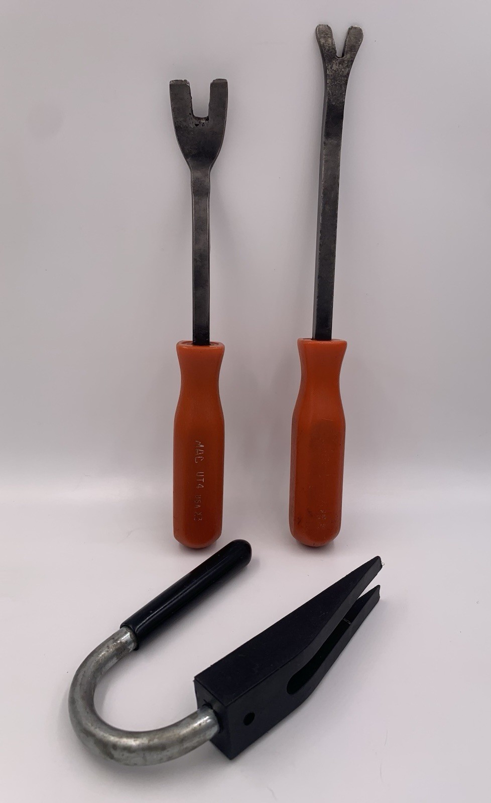 Mac Tools 2pc Trim Panel Clip Removal Tools & 1pc Door Panel Removal Tool
