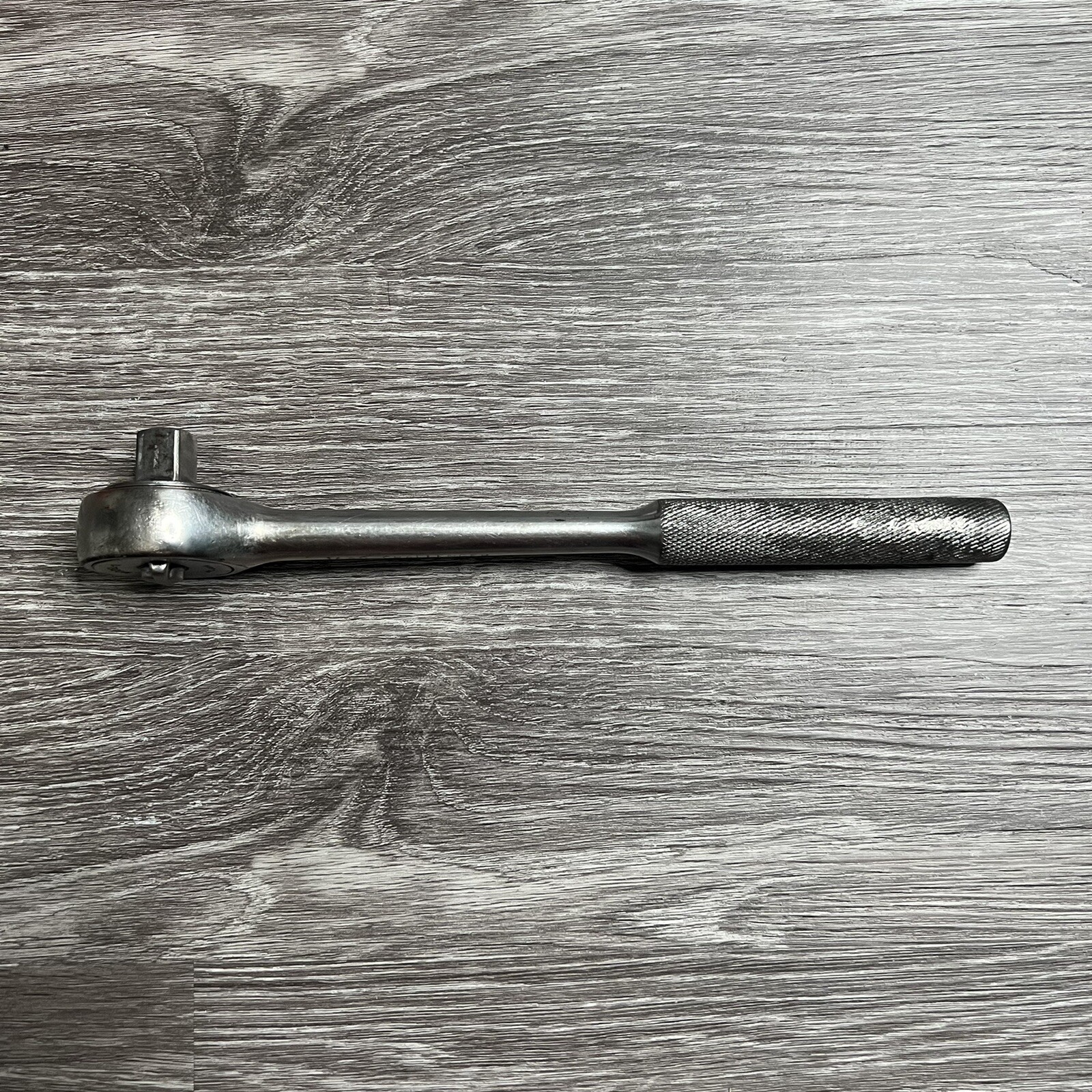 Challenger USA 1/2″ Drive Hand Tools Ratchet, 10″ Length, Knurled Grip, 1660-2