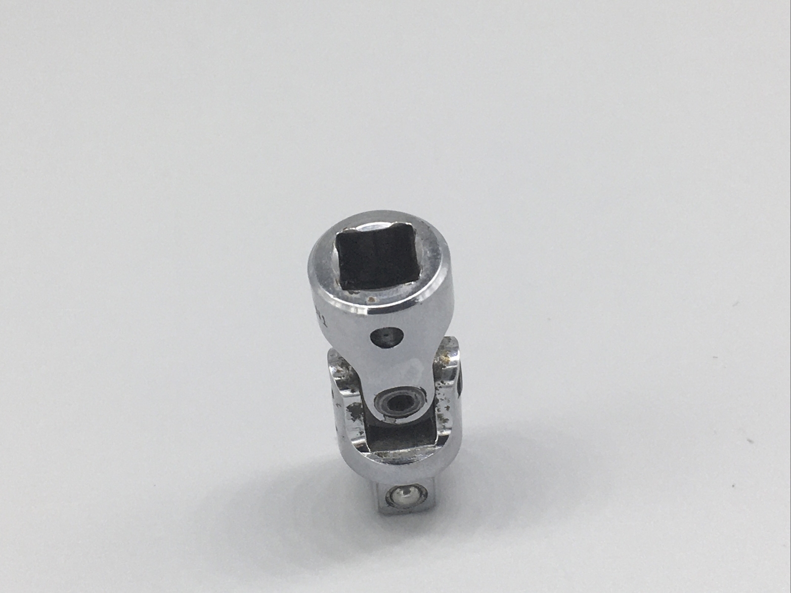 Mac Tools USA 3/8″ Drive Chrome Universal Swivel Socket X3U n1