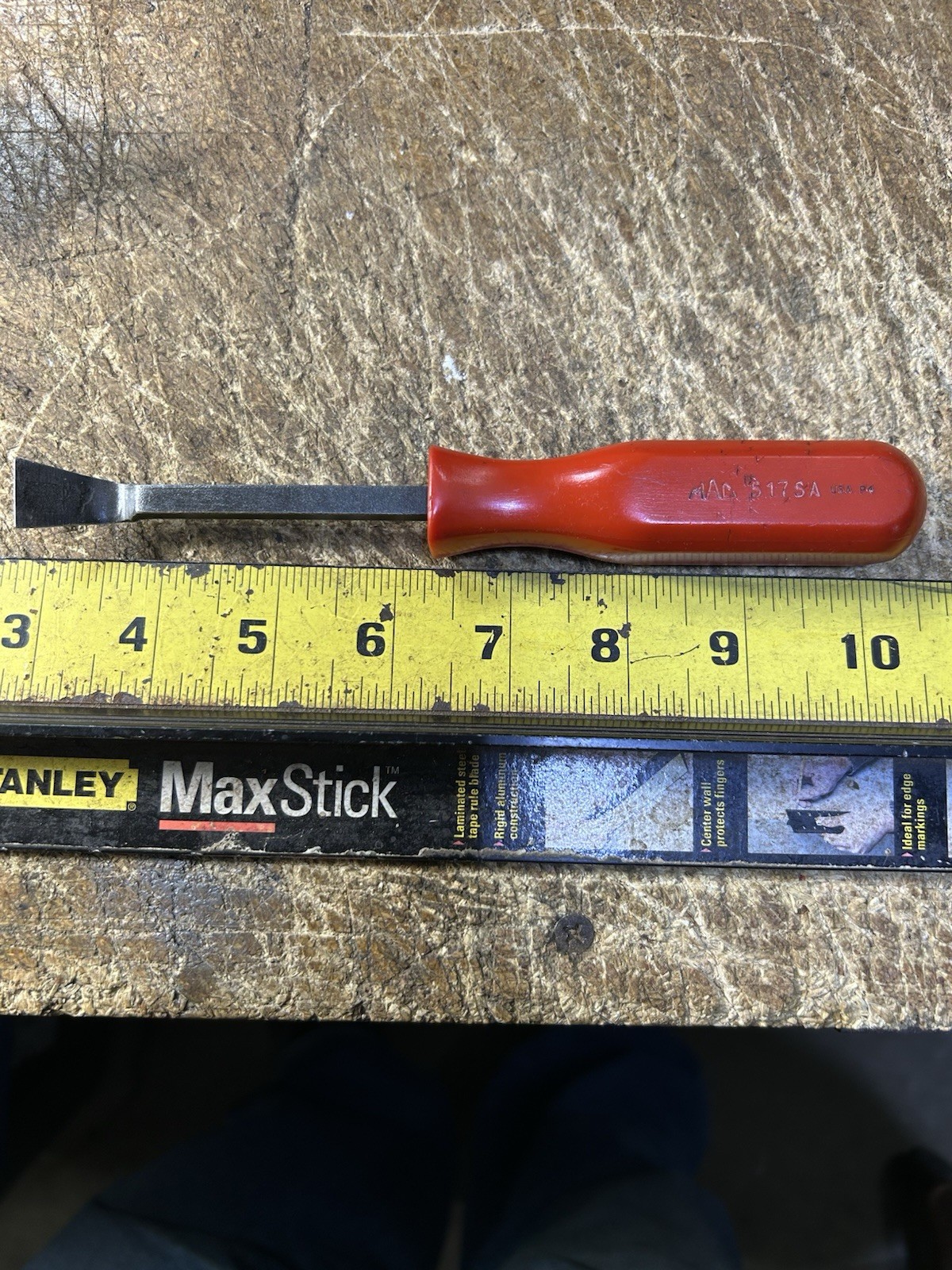 MAC Tools S17SA 5/8” Carbon Gasket Scraper RED Hard Handle Made in USA
