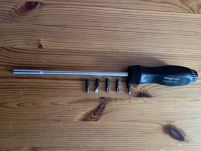 NEW SNAP ON SSDMR8A 15/16″ RATCHETING MAGNETIC LONG BLACK SCREWDRIVER IN BOX