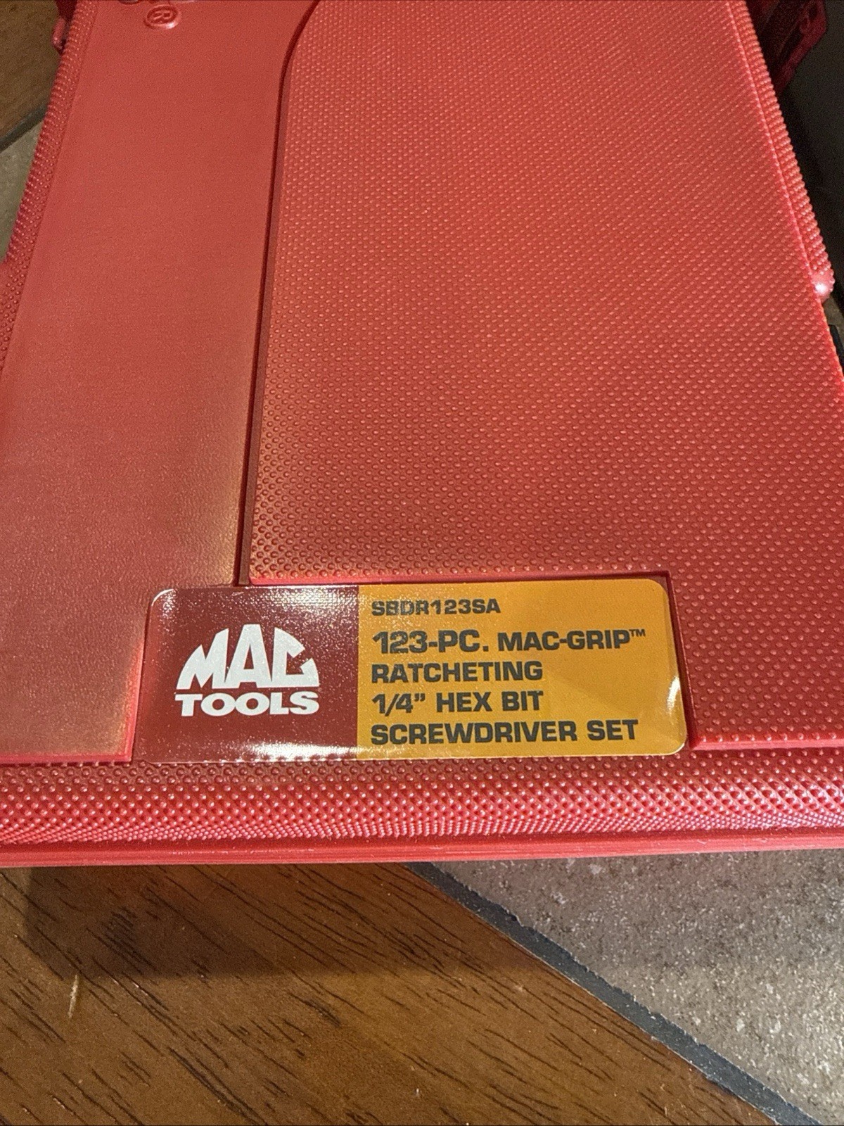 Mac Tools 123 Pc. 1/4” Mac Grip Ratcheting Hex Bit Screwdriver Set w/Case