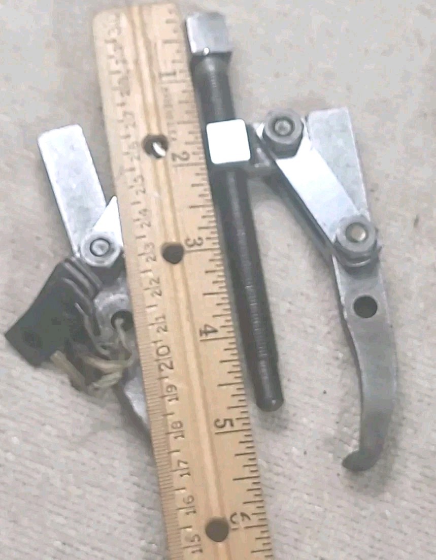 Owatonna (OTC) No. 1000 1/2-L Movable Arm 2 Jaw Gear Puller, USA MADE Tool.