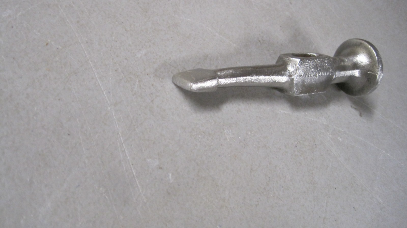 VINTAGE HELLER AUTO BODY CROSS PEEN HAMMER READ DESCRIPTION