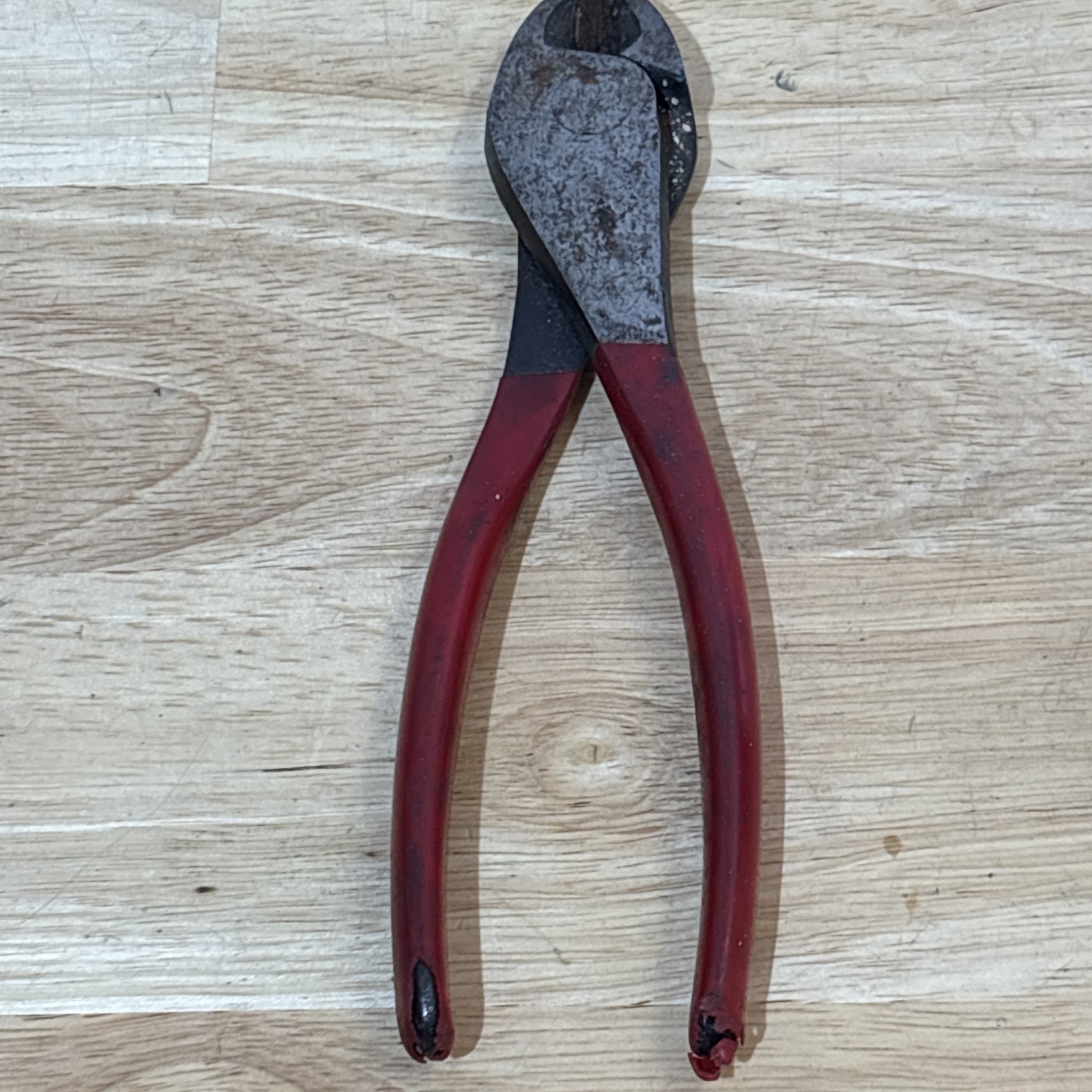 Dayton 7″ Diagonal Cutters Pliers Red Handle 5×634 Vtg USA