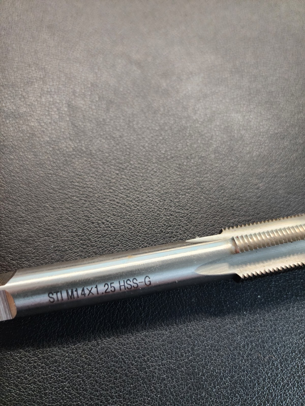 OEM Tools Thread Repair System 25643 M14 – 1.25 Drill Size 9/16″