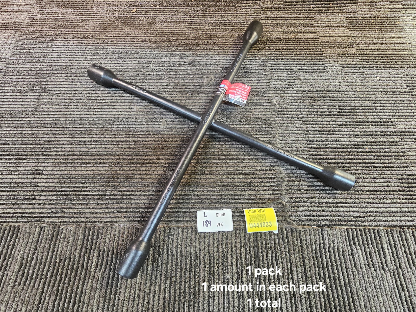 AutoCraft 22″ Lug Wrench for Trucks with Black Texture Coating, SAE and Metric