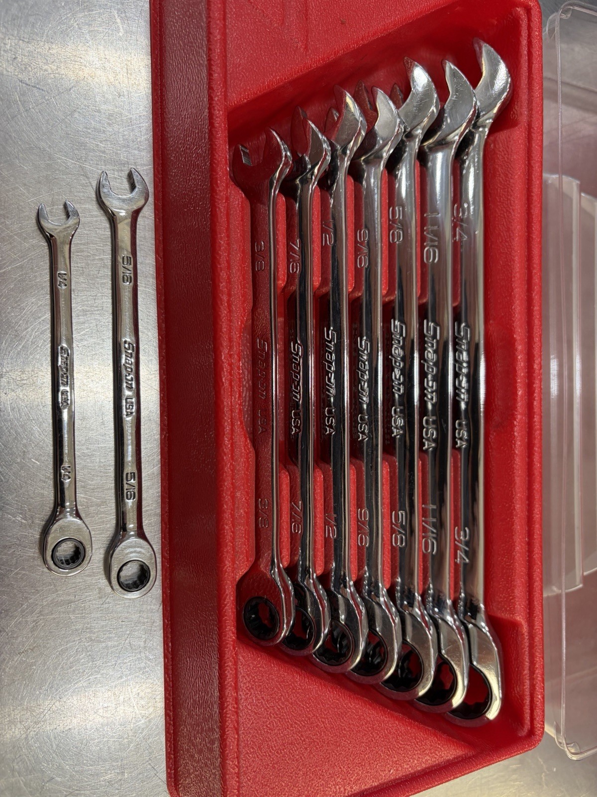 9 pc SAE Flank Drive Non-Reversible Ratcheting Combination Wrench Set (1/4-3/4)