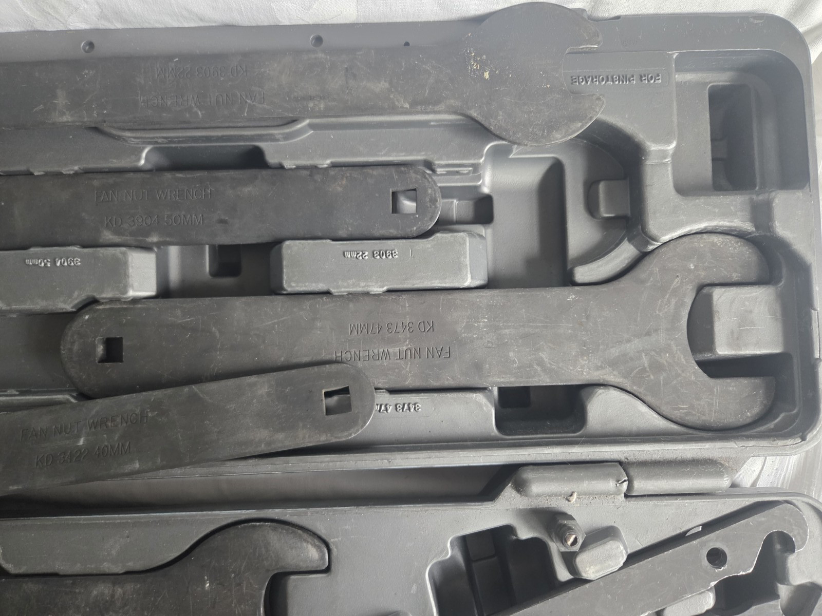 KD Tools Fan Clutch Wrench Master Service Tool Kit KDT41580 ??